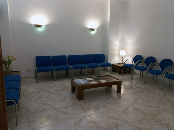 Clinica Mediterranea Sala de espera